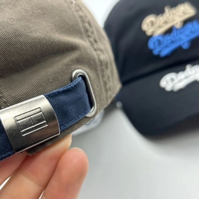 Бейсболка Tommy Hilfiger