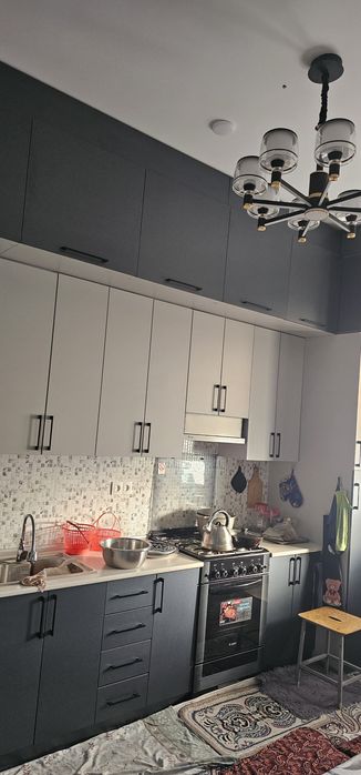 Сергейли бирда квартира сотлади евро ремонт мебели теникаси билан