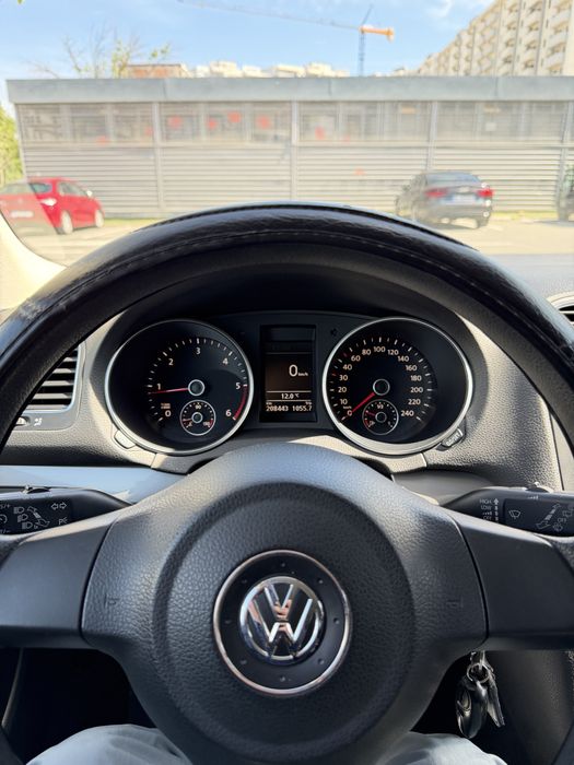 Golf 6 variant/1.6 TDI, 105 cp/an 2011/navi/bi-xenon adaptiv/dpf activ+ webasto