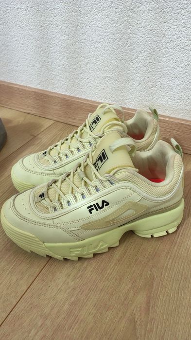 Adidași fete nr 34-35