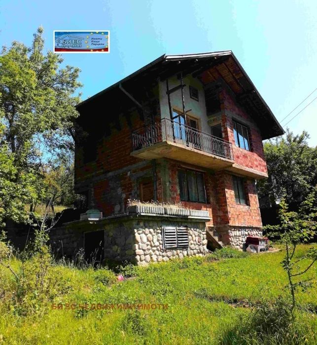 Къща в с. Филиповци 120 м² РЗП