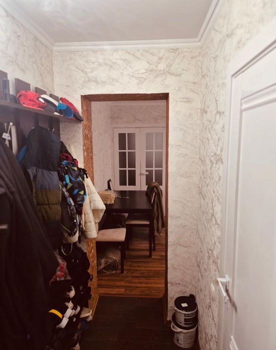 Продам 3 комн квартиру 15900