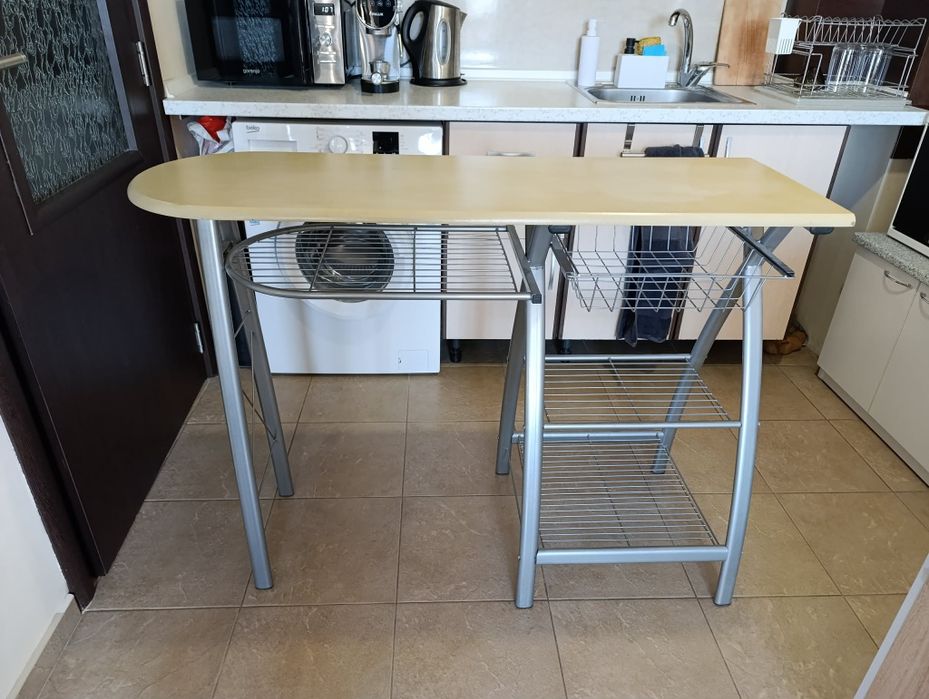 Бар плот дърво и метал