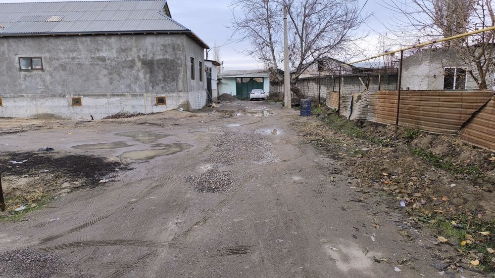 Yangiyo'lda Yer sotiladi