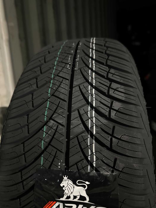 Нови Всесезонни Гуми Arivo Carlorful A/S 215/55R17 98W Xl Нов Dot
