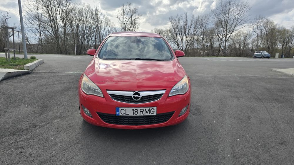 Opel Astra J 2011 1.7 diesel