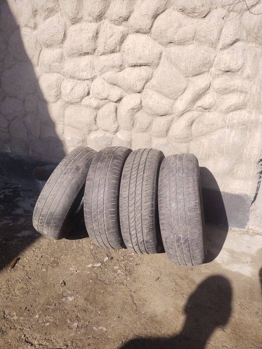 Летняя резина для машина б/у