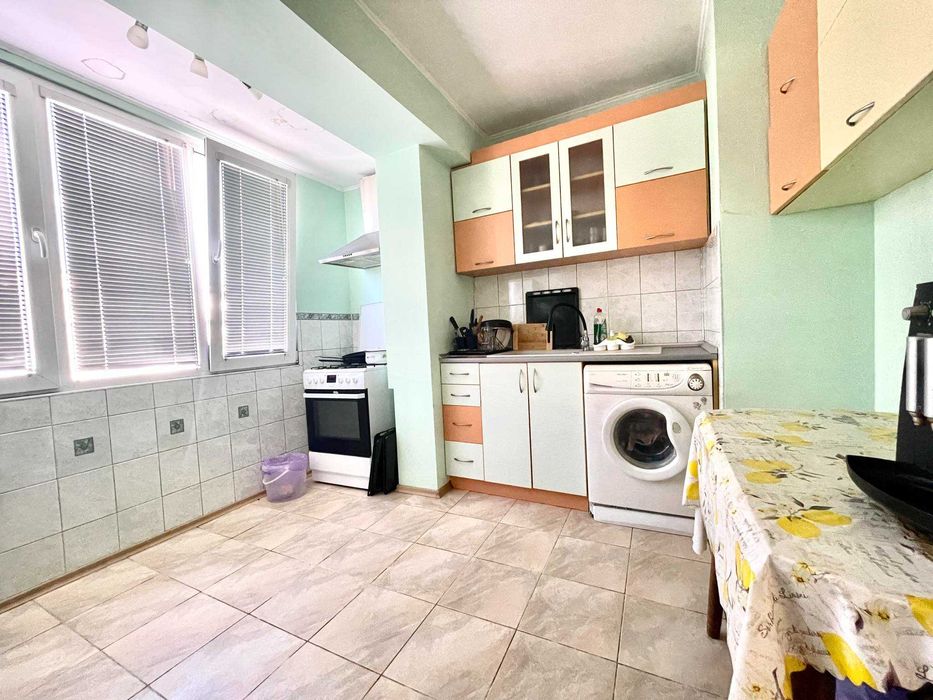 Продава се Двустаен апартамент в Добрич, Христо Ботев - 65 кв.м за 840 €/кв.м - Снимка #4
