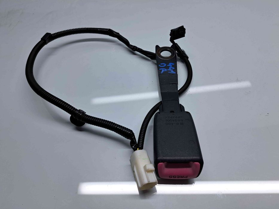 Capsa centura dreapta fata Toyota Rav 4 III (ACA3, ACE, ALA3, GSA3, Z