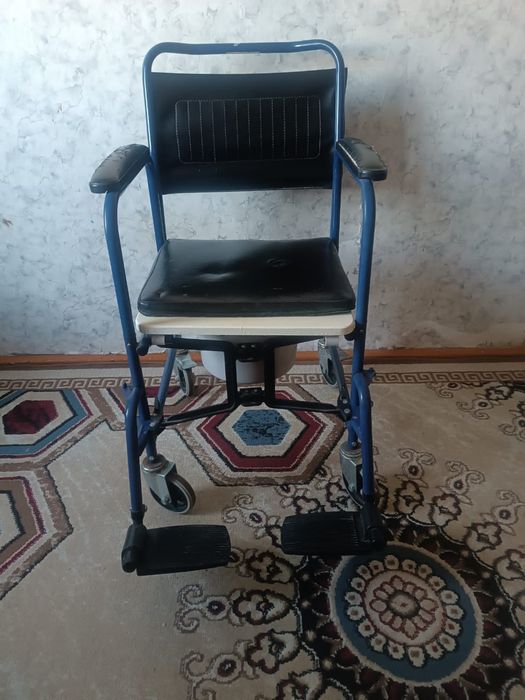 Инвалидная коляска
