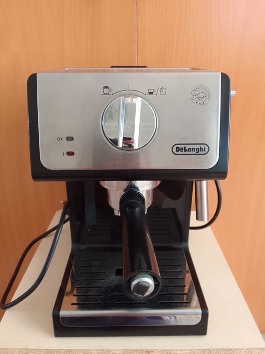 Кофемашинка Delonghi