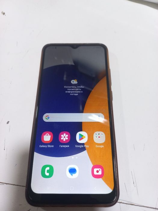 Смартфон Самсунг А3