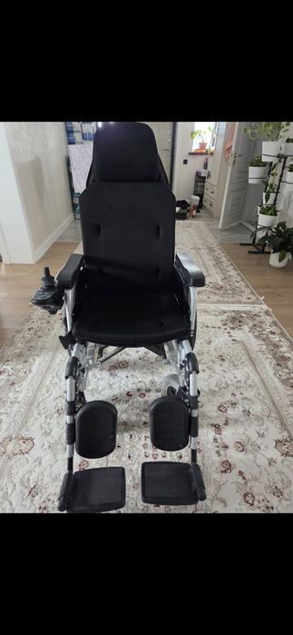 Продаётся электрическая инвалидная коляска
