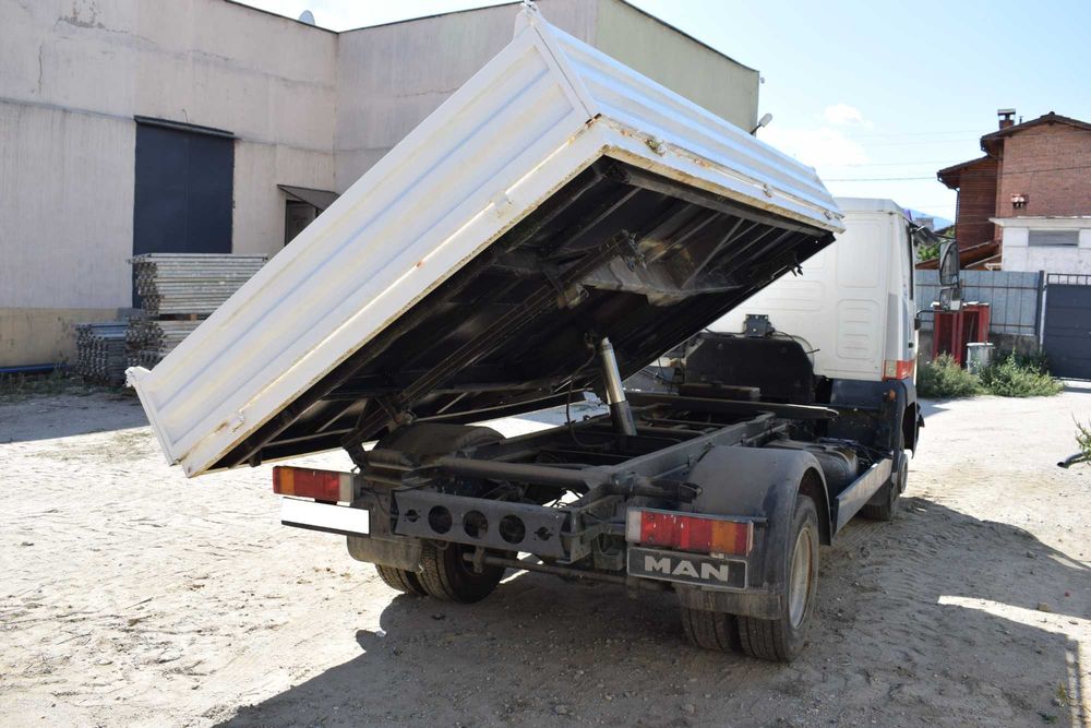 Man 8.150 LE 140C  Тристранен самосвал! Дължина 3. 80м.широчина 2.35м.