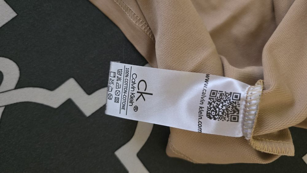 Trening Calvin Klein, nou