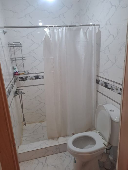 Үй жалға беріледі Район РМЗ жағдайы жасалған бағасы 70 мың тг