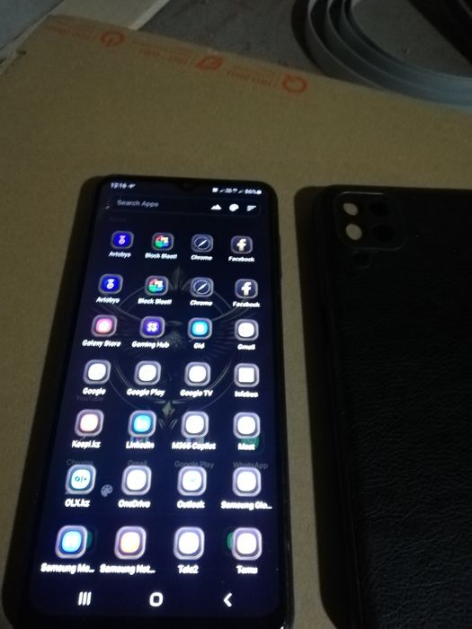 Продам Самсунг A12