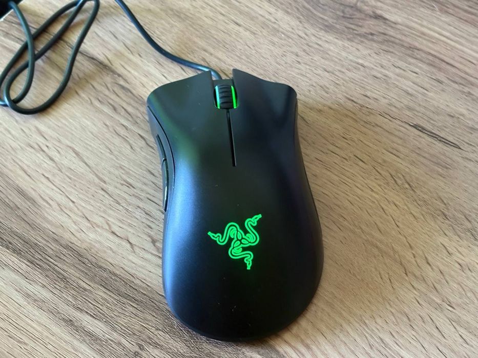 Игровая мышка razer deathadder esential возможен торг