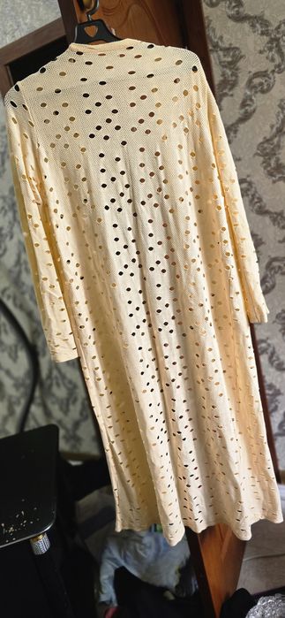 Продаю женскую одежду,много разных ,разбираю гардероб