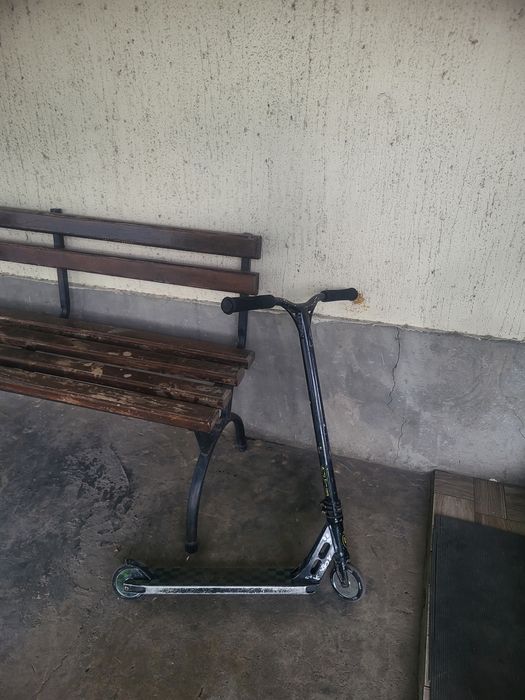 продам самокат .