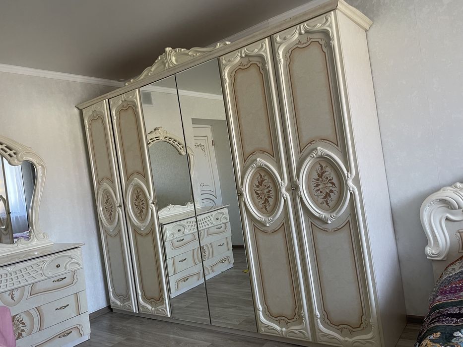 Спальняя гарнитура