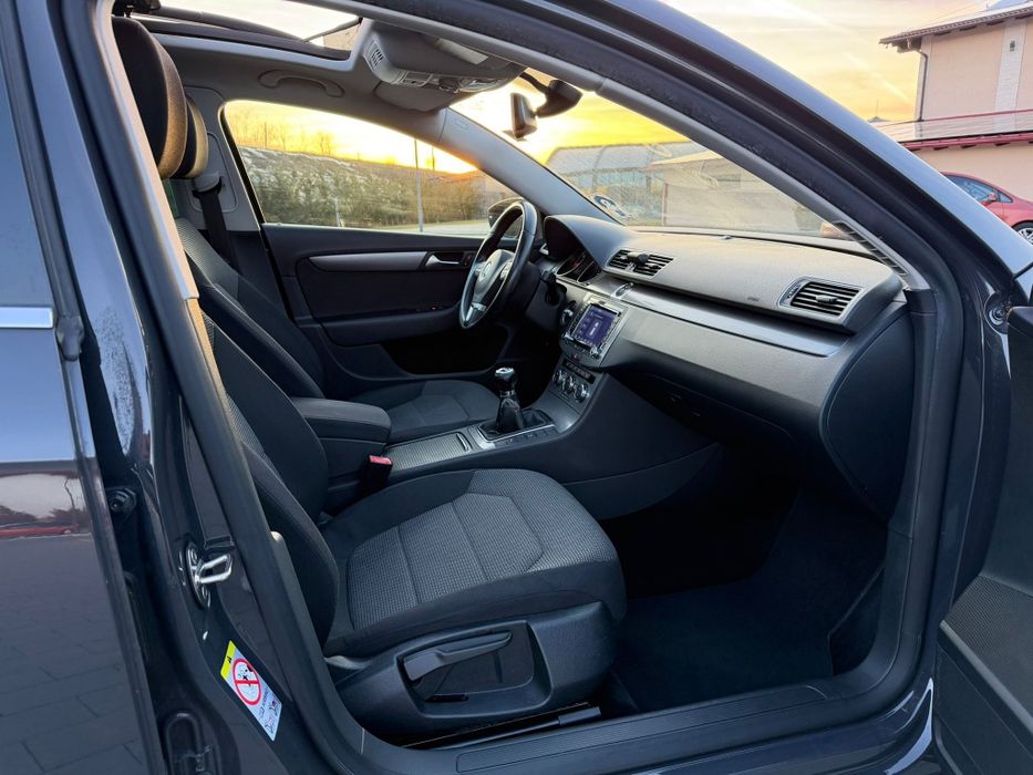 VW Pasaat b7/2.0 diesel 6+1 trepte/140 CP An 2012/ Euro 5