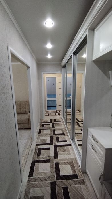 Продам 4-х комн квартиру