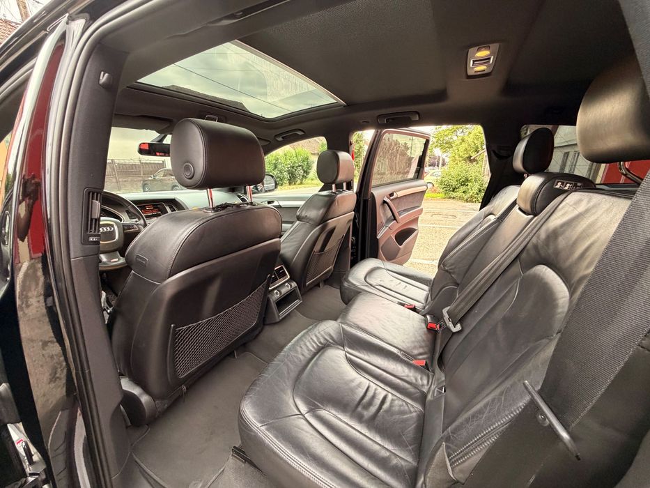 AUDI Q7 S-Line 3.0 TDI QUATTRO 245CP 7 LOCURI FUll Comfort