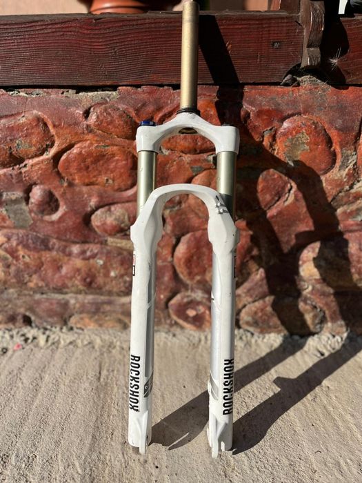 Vand suspensie rockshox