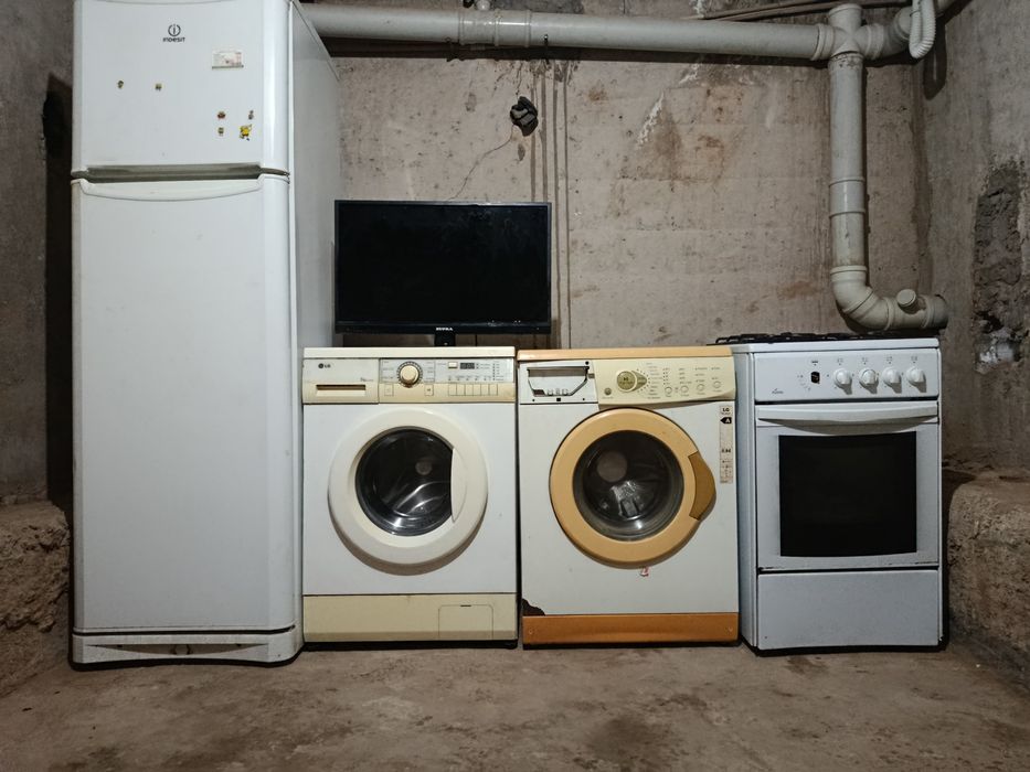 Холодильник LG, стиральная машинка