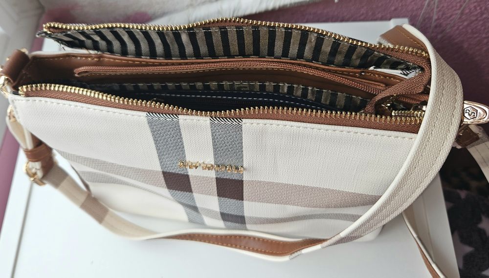 Дамска кожена чанта Silver&Polo.Нова.35лв.