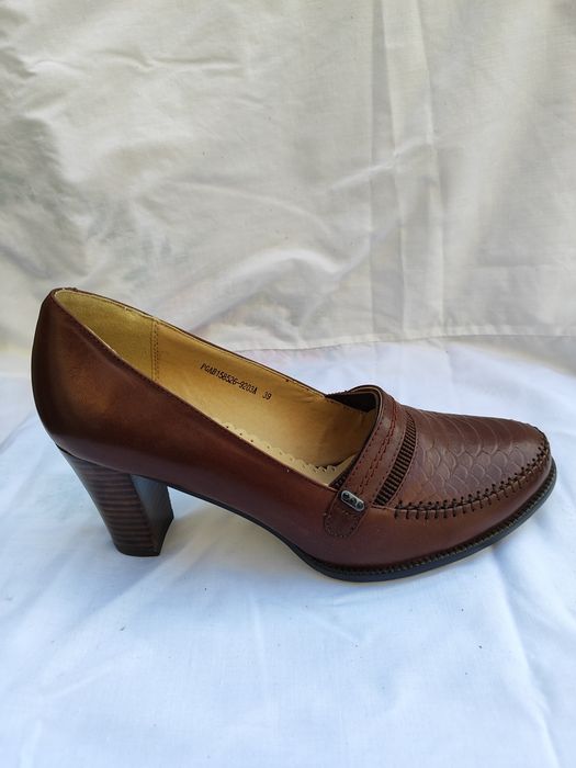 Брендовая, кожаная обувь