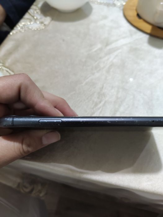 iPhone 11 объём заряда 84