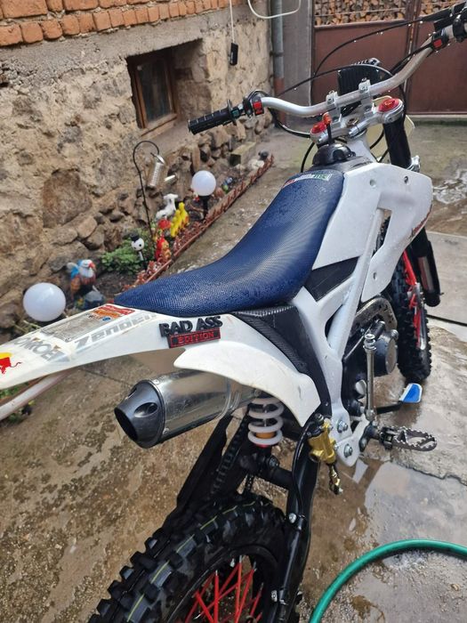 Бяла стрела 125cc