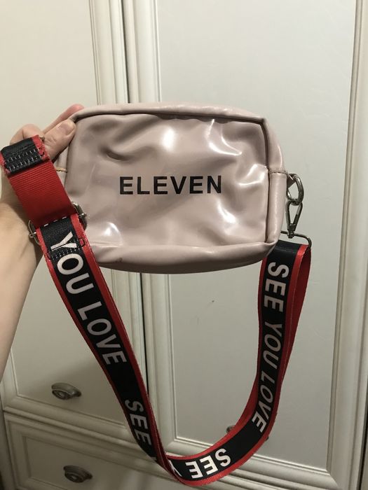 Сумка на плечо с замком