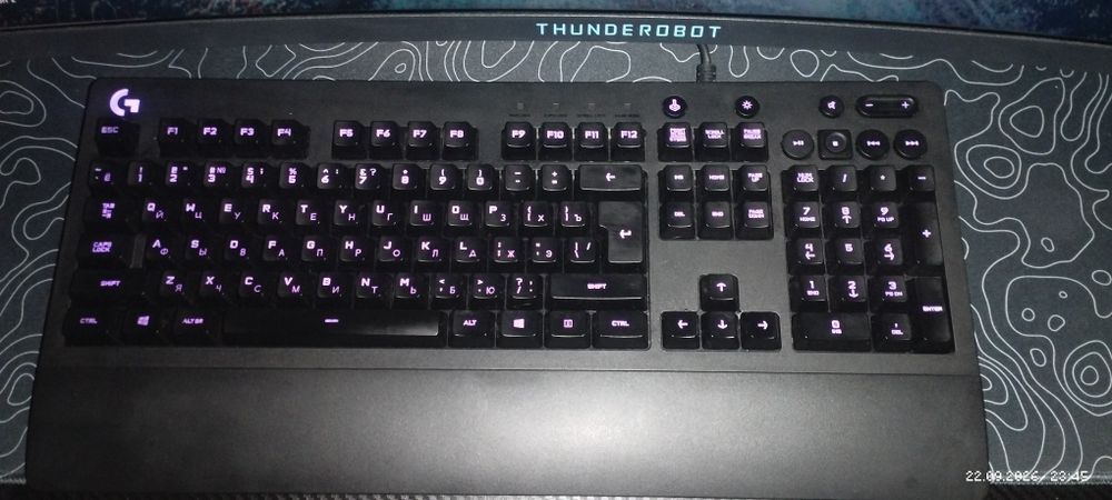 Клавиатура Logitech g213