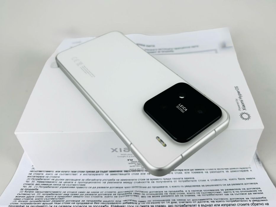 НОВ! Xiaomi 15 5G 256GB 12RAM White 100% Батерия! 3г. Гаранция!