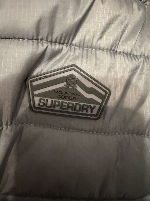 SUPERDRY сиво зимно яке