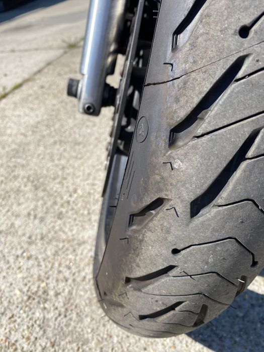 Vând Yamaha XJR 1300 (Generația RP02) – O Legendă Clasică în Stare Excelentă