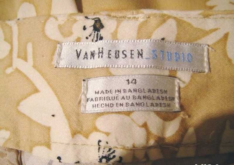 Pantaloni scurti VanHeusen,marimea 14/42,stare f buna