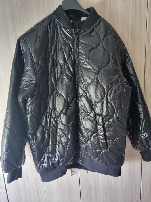 Дамско яке на марката HM