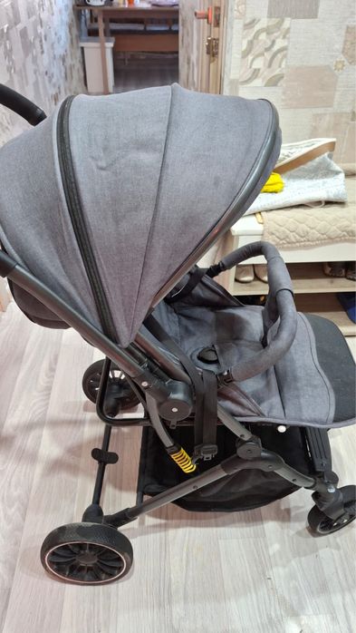 Детская коляска В отличном состоянии