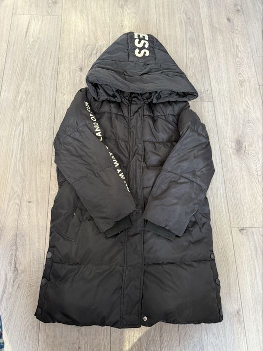 Продам куртки,  на девочку за все 5000 тенге