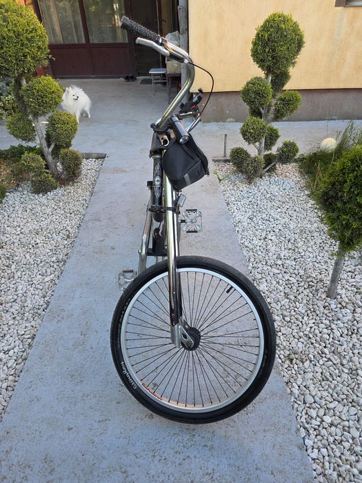 Bicicletă model chooper