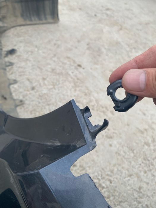 Бампер оригинал 2022 год