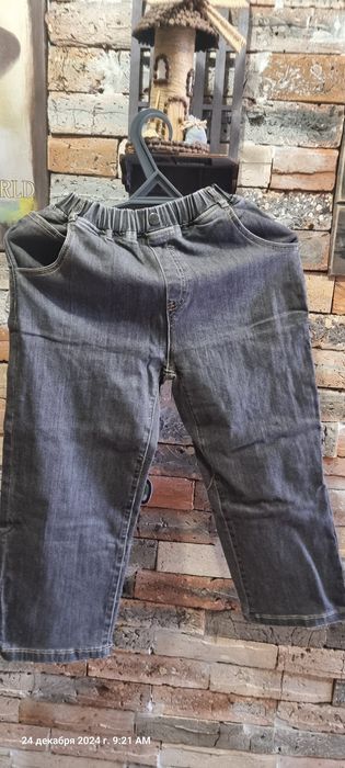 Продам джинсы на лето