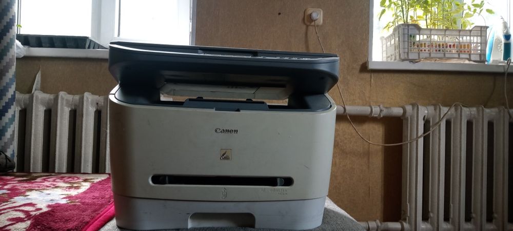 Продам принтер Canon LaserBase MF 3228