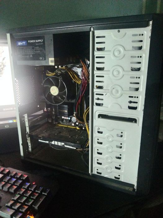 Системный блок сотилади