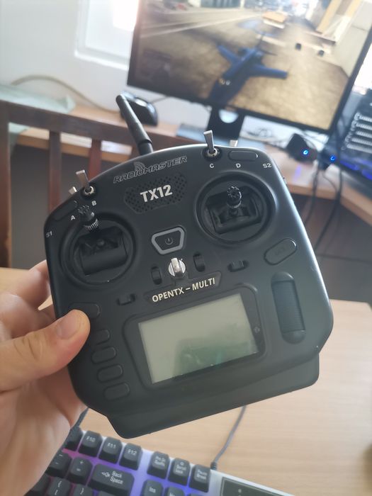 Telecomanda fpv Radiomaster tx12