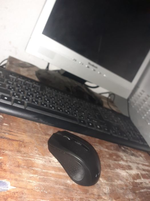 Настолен Компютър